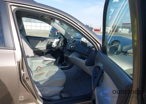 2012 Toyota Rav4 z USA, uszkodzony, nr VIN 2T3ZF4DV2CW133362